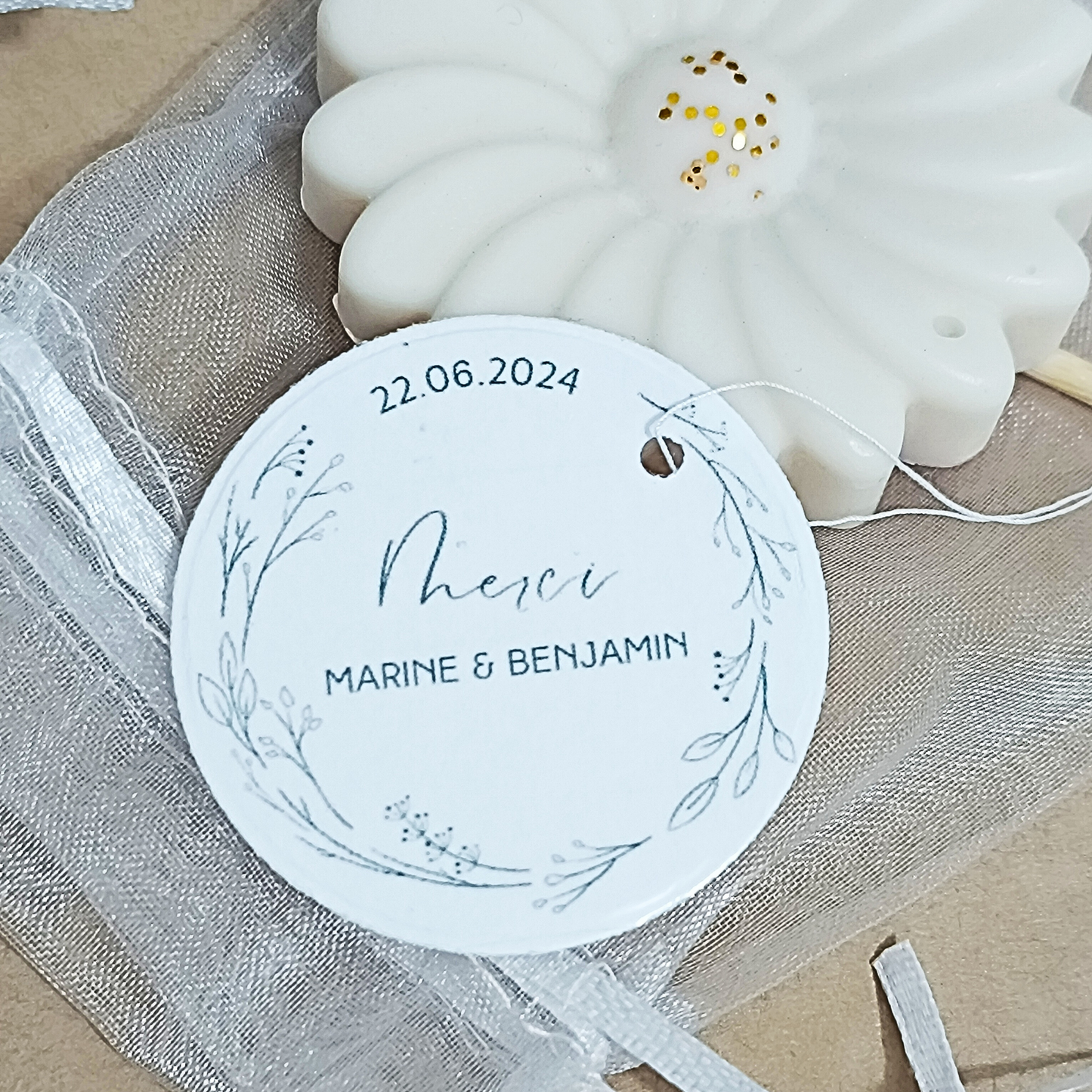 Cadeaux invités fondants parfumés MARIAGE