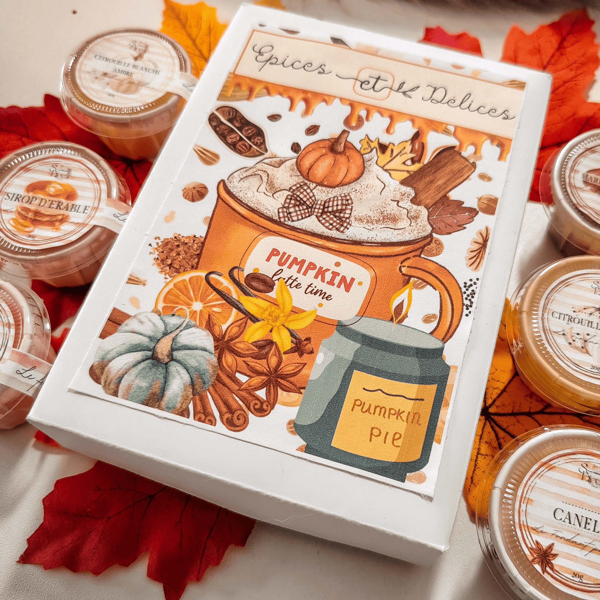 Illustration originale boite coffret fondants cire épices cannelle citrouille. Cadeau unique artisanal.
