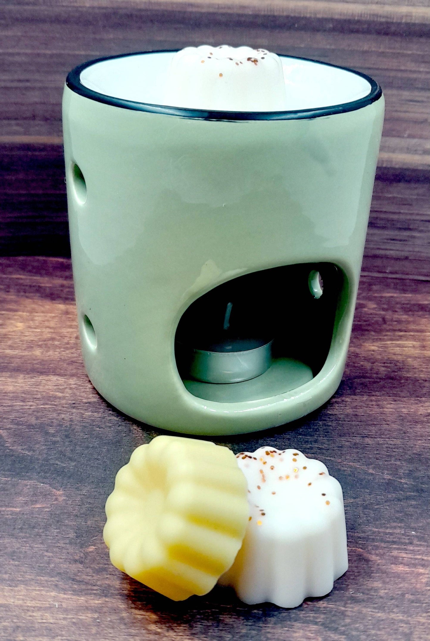 Brûle-parfum blanc pour fondants parfumés , galet de cire