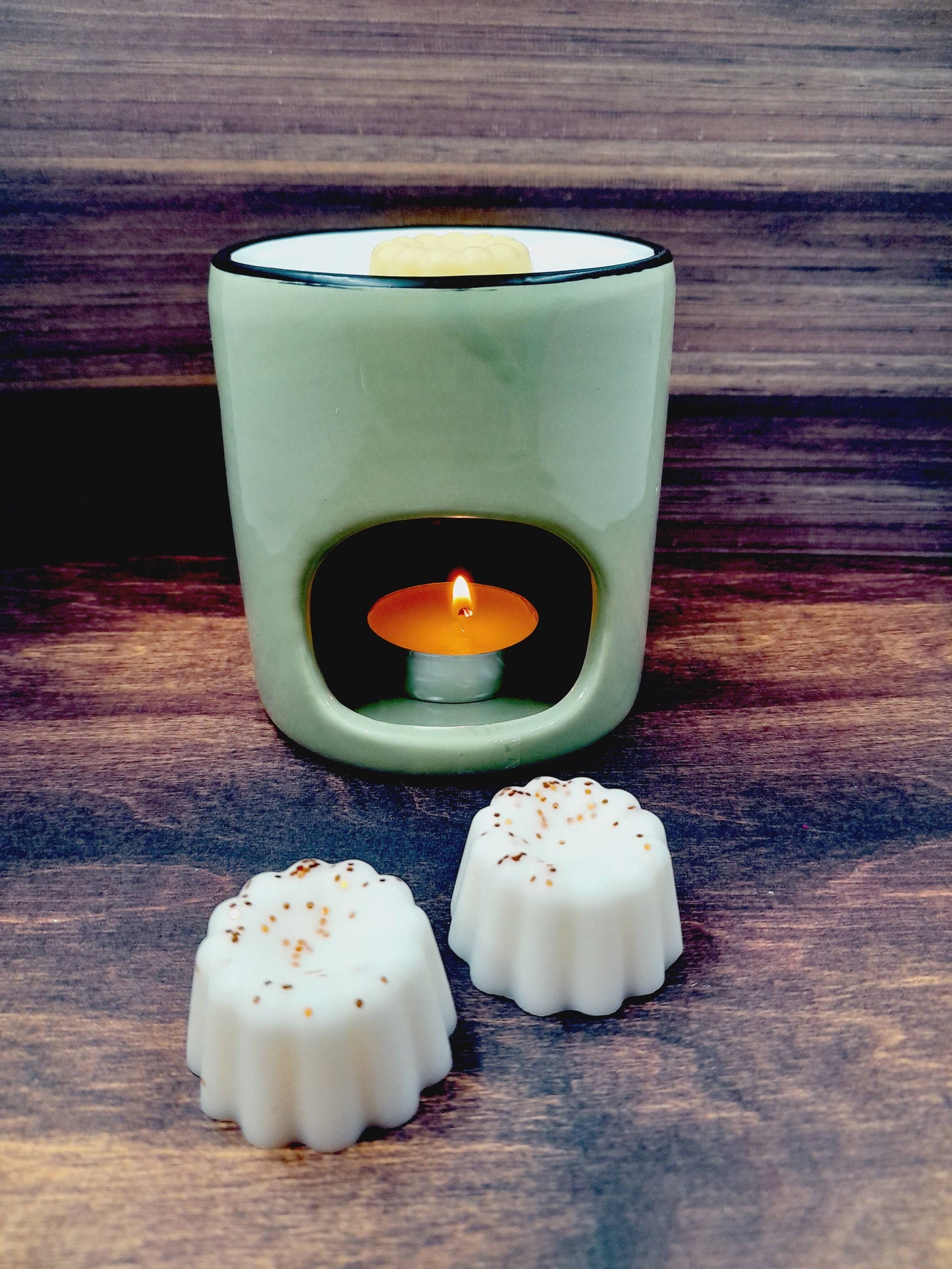 Brûle-parfum blanc pour fondants parfumés , galet de cire