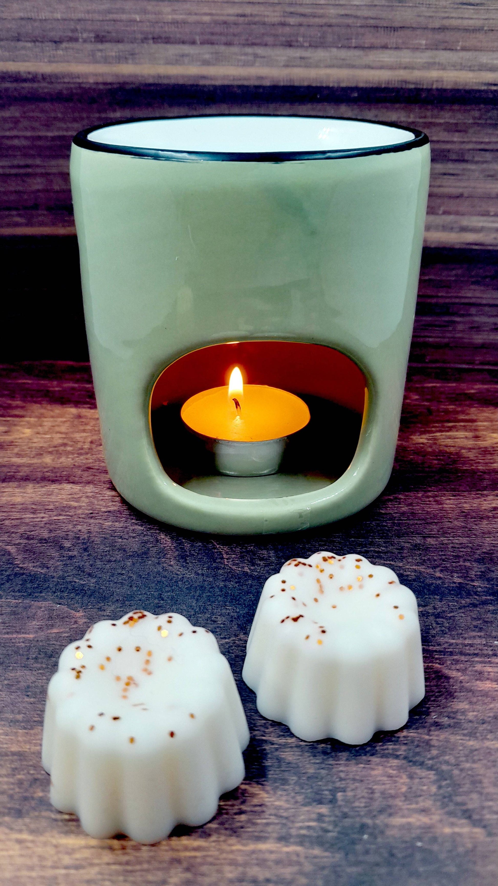 Brûle-parfum blanc pour fondants parfumés , galet de cire