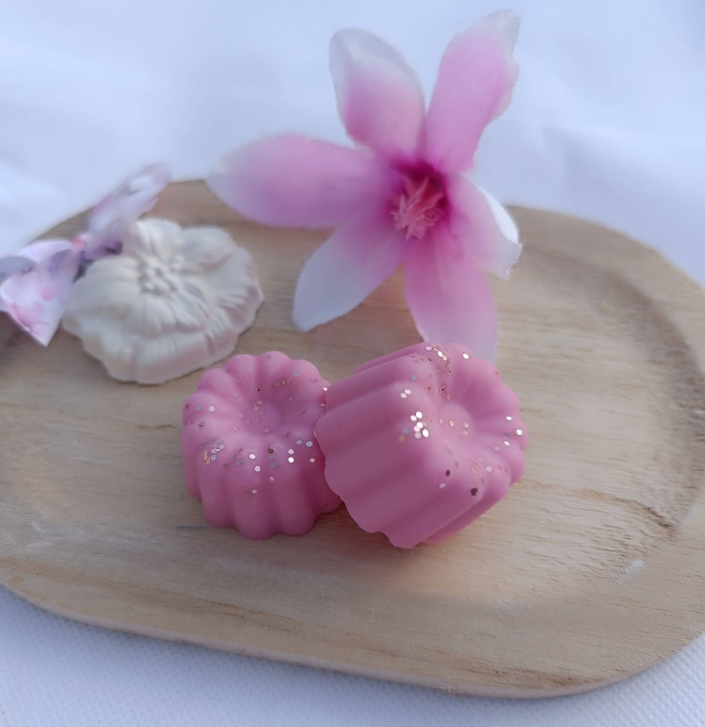 Fondant parfumé MAGNOLIA - Galet de cire Artisanal 100% cire de soja - Serenity Bougies