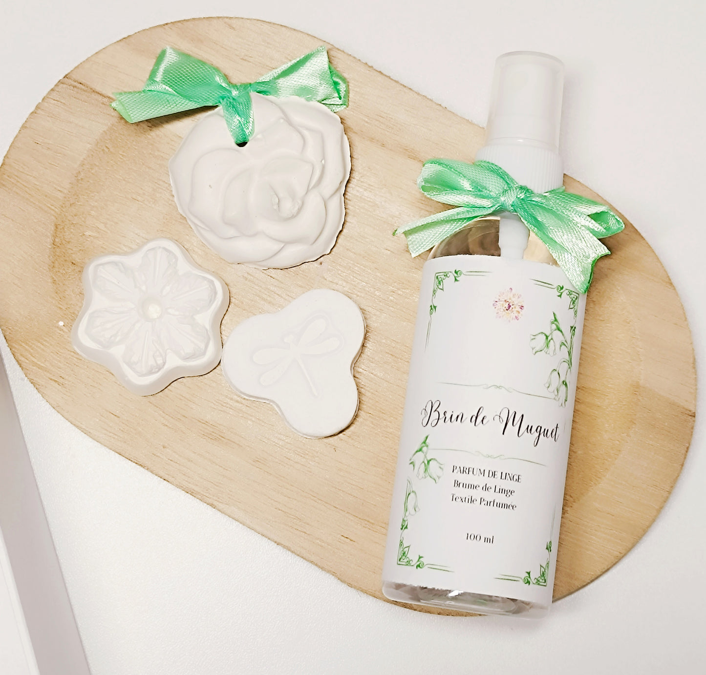 Parfum de linge brin de muguet et ses 3 décors à parfumer coffret