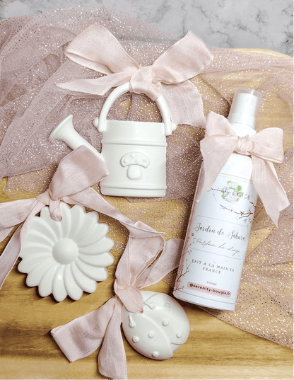 Parfum de Linge & Décors Parfumés "Jardin de Sakura" - L'Élégance Parfumée pour Votre Intérieur - Sérénity Bougie - Parfums d'intérieur