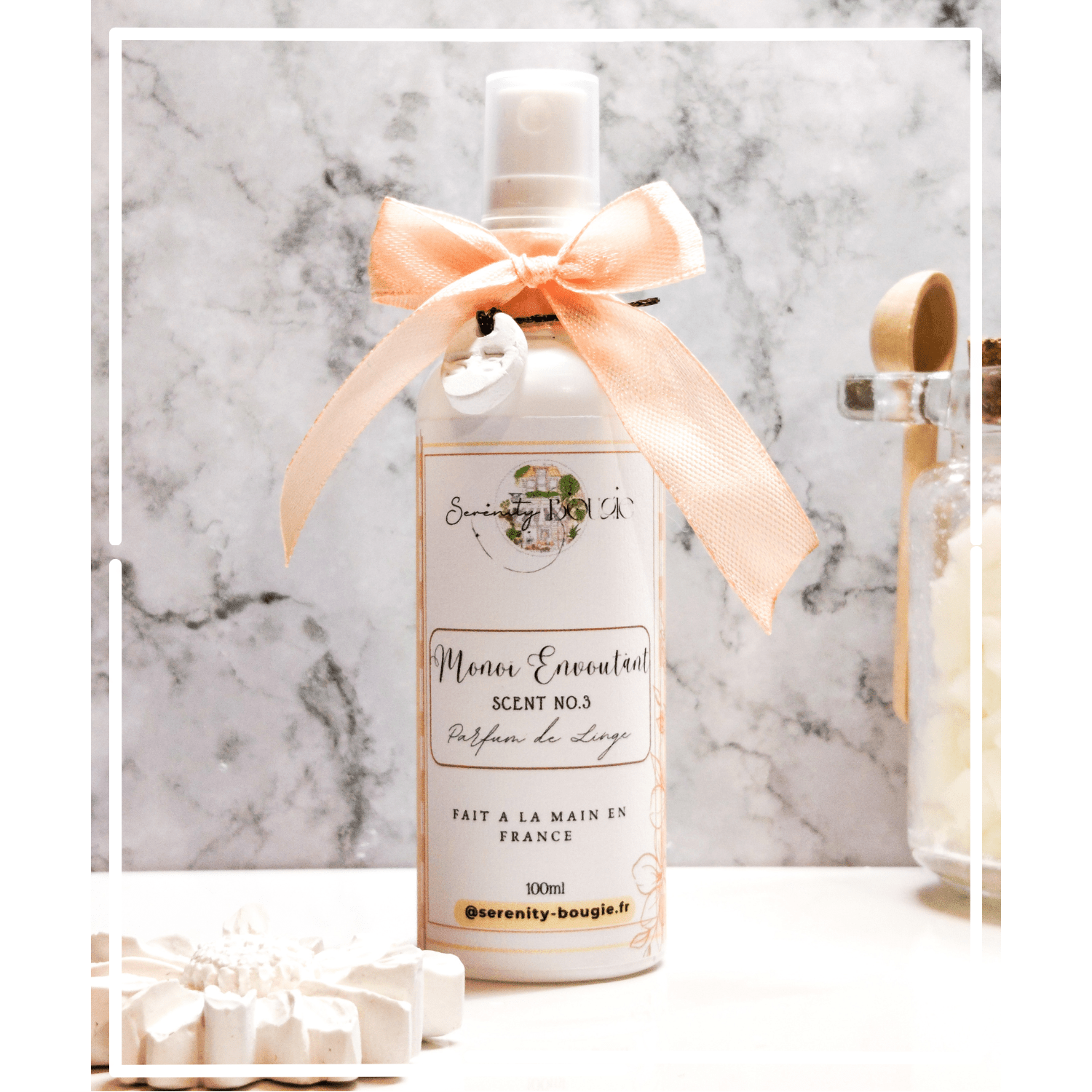 Parfum de Linge & d'Intérieur Monoï Envoûtant - Grasse & Fabrication Française - Sérénity Bougie - brume de linge