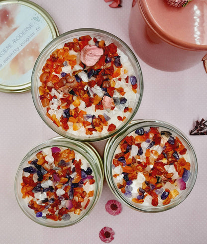 bougie avec pierres naturelles