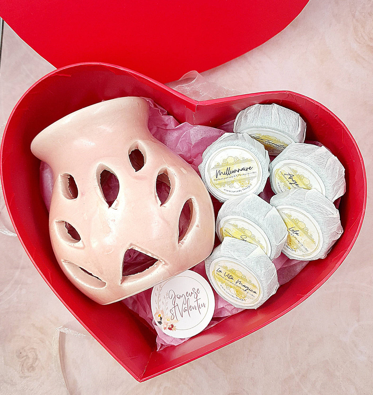 Senteur Angel Fondant Parfumé pour Bruleur Fondant, 16 x 5g Tartelette en Forme de Coeur, en Senteur Angel Fondant Parfumé pour Bruleur Fondant, 16 x 5g Tartelette en Forme de Coeur, en