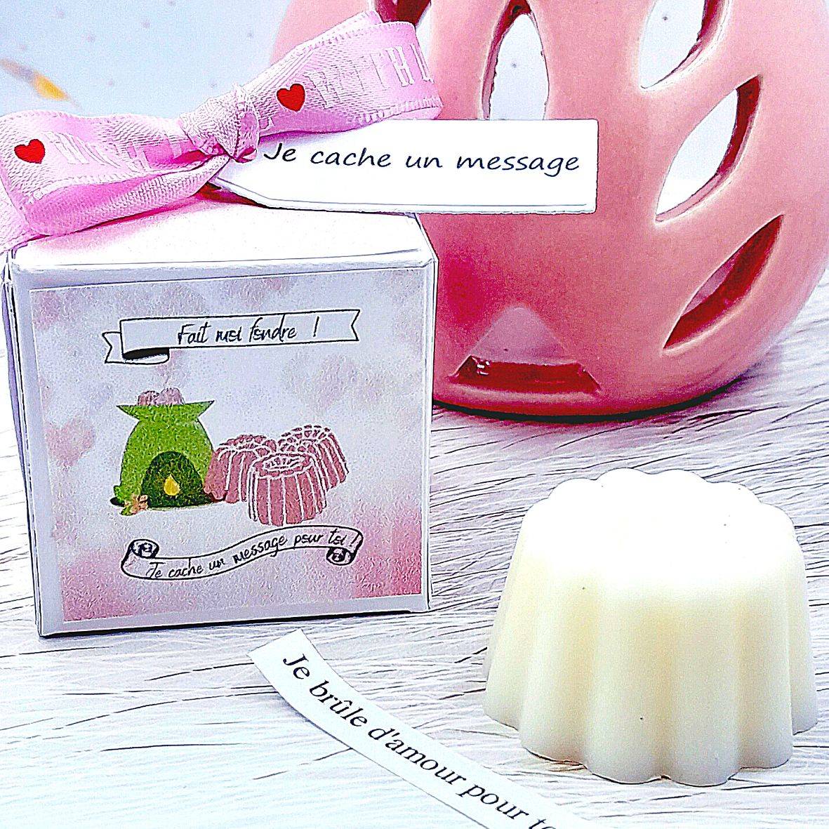 Fondant parfumé avec message caché - galet de cire artisanal naturel - Serenity Bougies