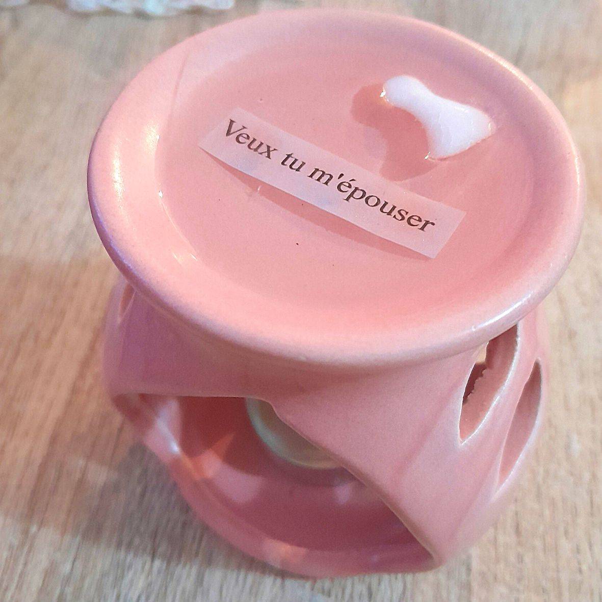 Fondant parfumé avec message caché - galet de cire artisanal naturel - Serenity Bougies